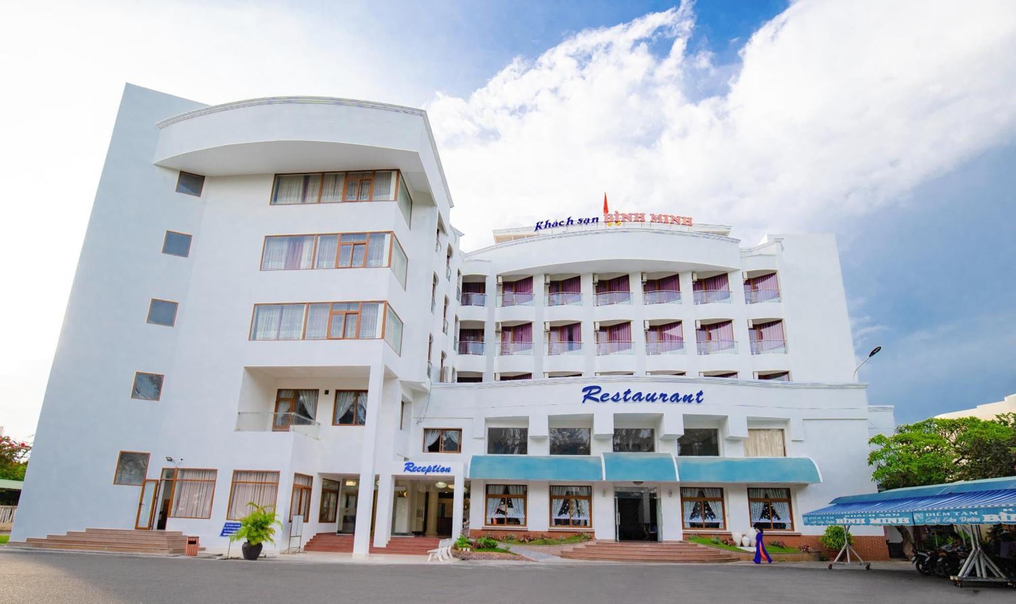 Khach San Binh Minh Hotel Phan Thiết Buitenkant foto