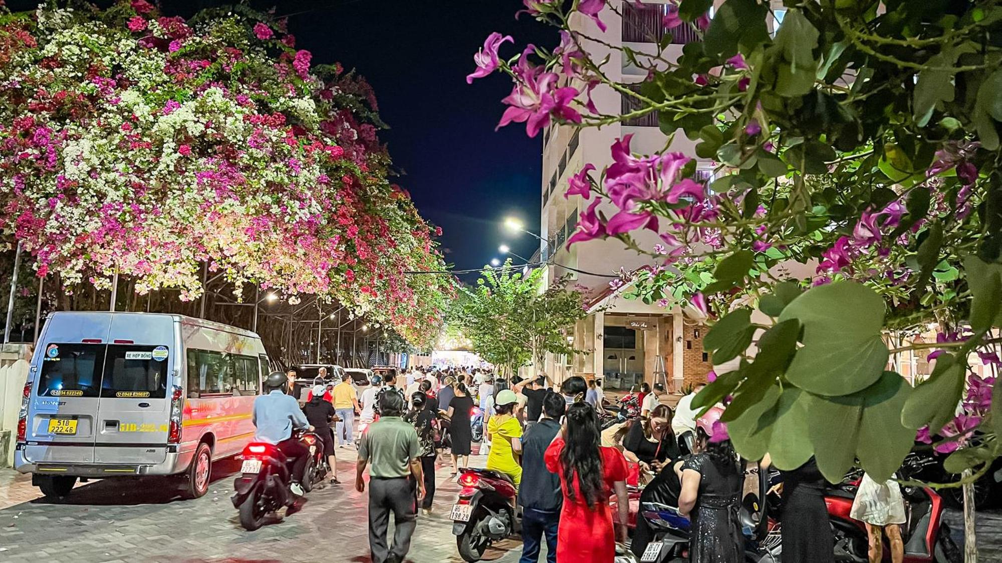 Khach San Binh Minh Hotel Phan Thiết Buitenkant foto