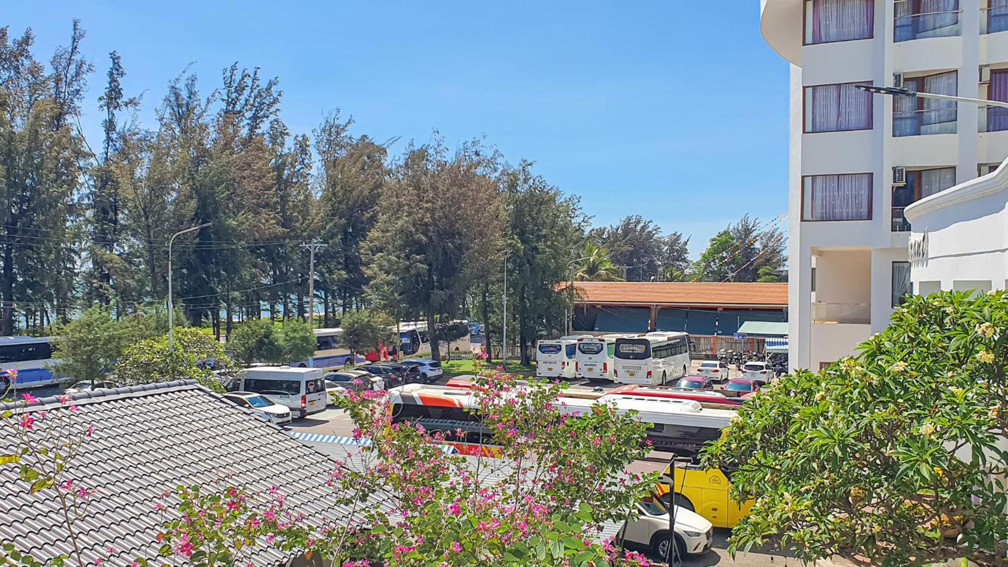 Khach San Binh Minh Hotel Phan Thiết Buitenkant foto