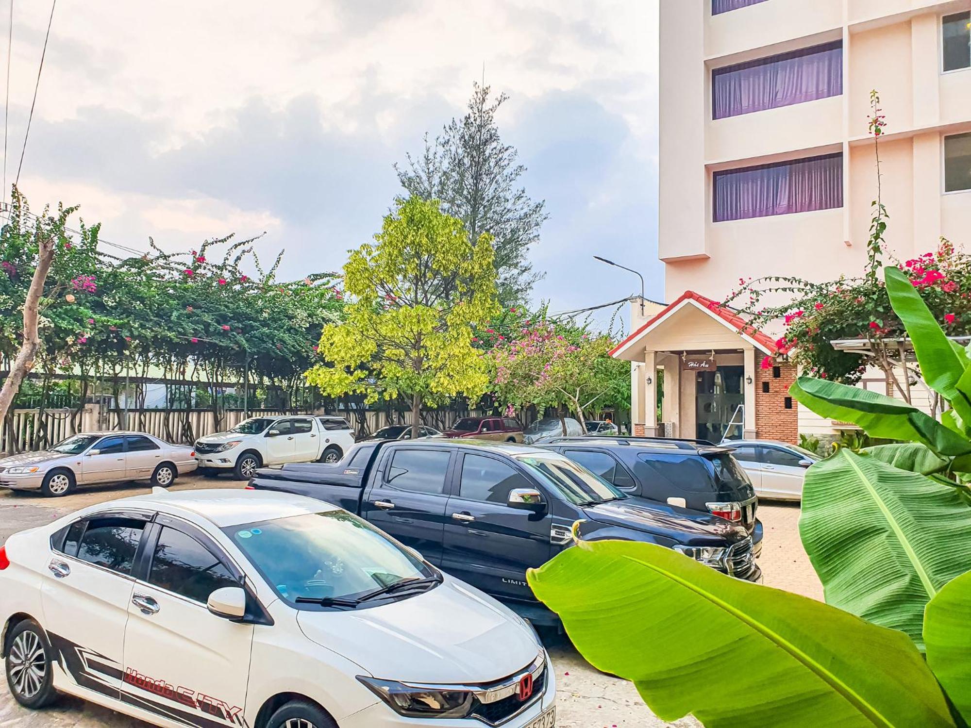 Khach San Binh Minh Hotel Phan Thiết Buitenkant foto