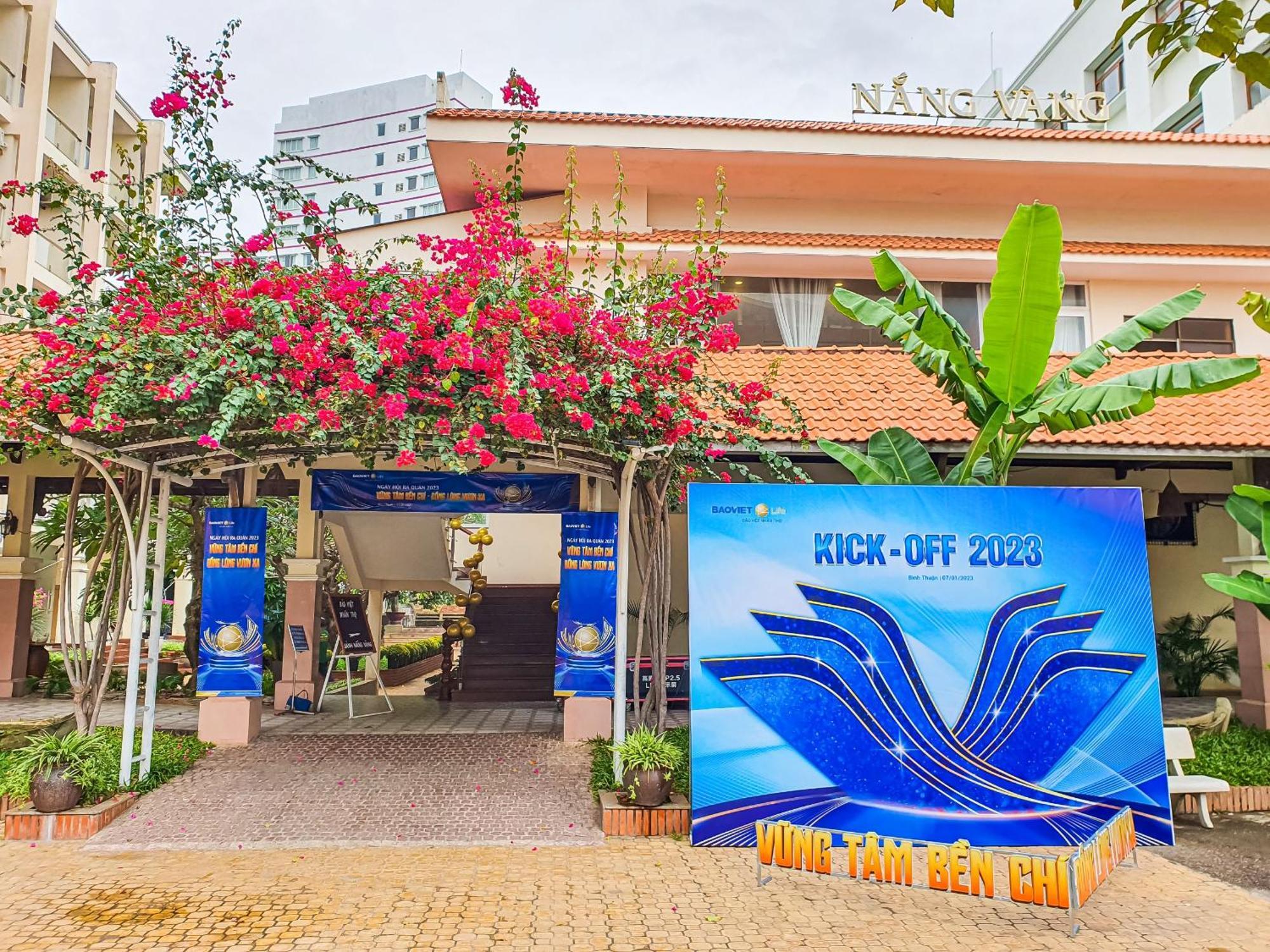 Khach San Binh Minh Hotel Phan Thiết Buitenkant foto