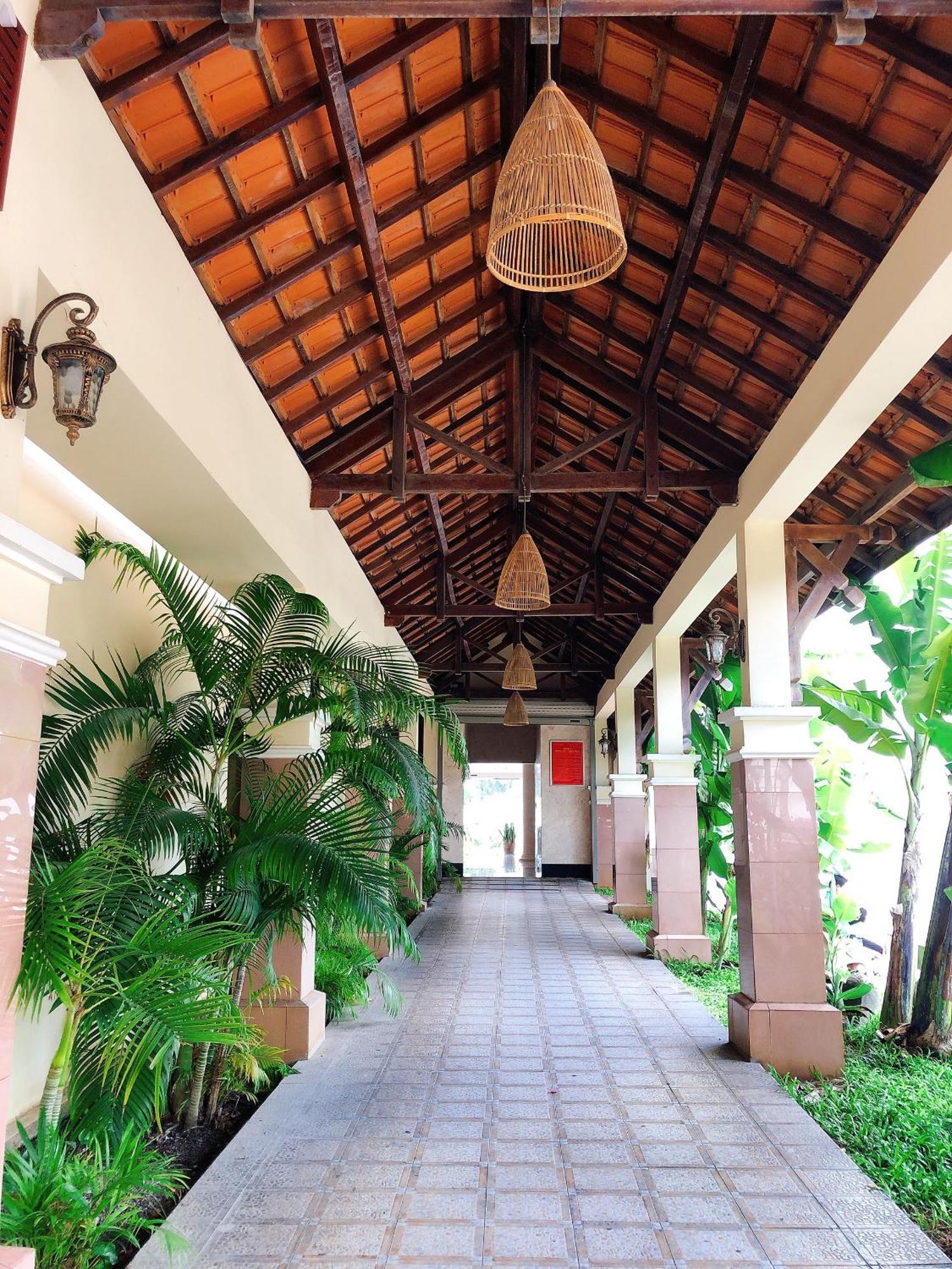 Khach San Binh Minh Hotel Phan Thiết Buitenkant foto