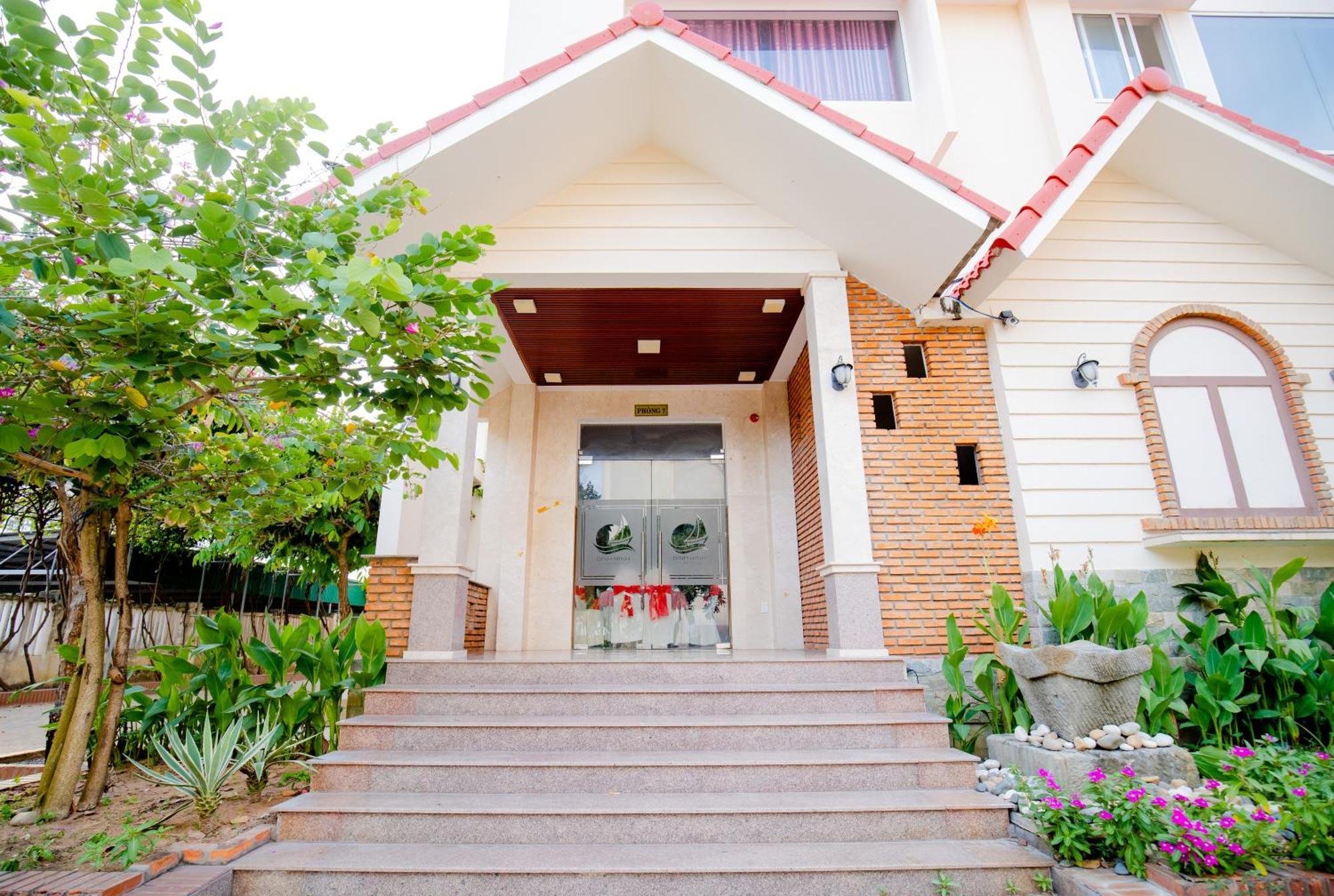 Khach San Binh Minh Hotel Phan Thiết Buitenkant foto